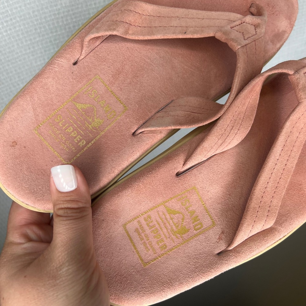 Island Slipper Island Pro Pink Suede Flip Flops Sandals Women 9 Made in Hawaii - Picture 2 of 3